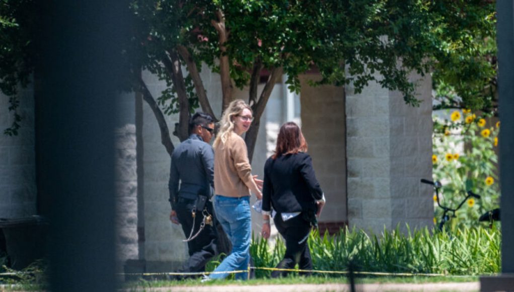 Elizabeth Holmes Begins 11-Year Prison Sentence in Texas