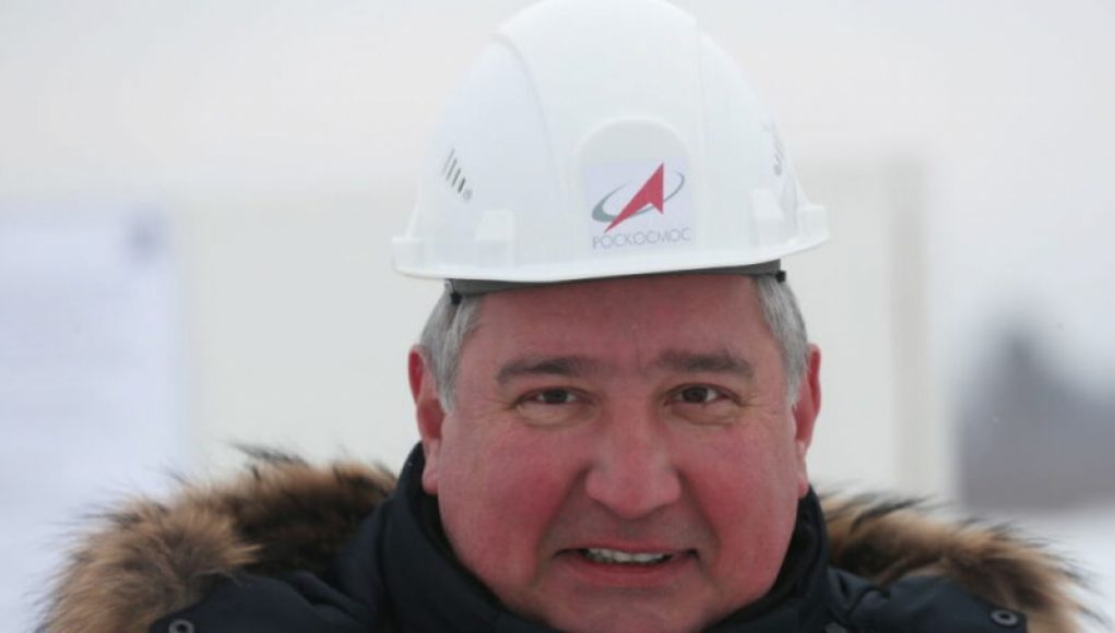 Former Roscosmos Chief Casts Doubt on NASA’s Moon Landing