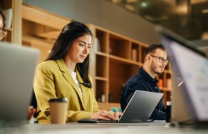 Generative AI Revolutionizes Knowledge Paradigm for Enterprises Generative AI Revolutionizes Knowledge Paradigm for Enterprises