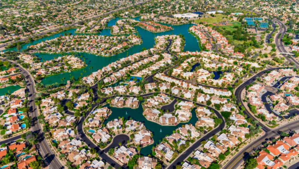 Arizona imposes severe restrictions on new housing due to lack of groundwater