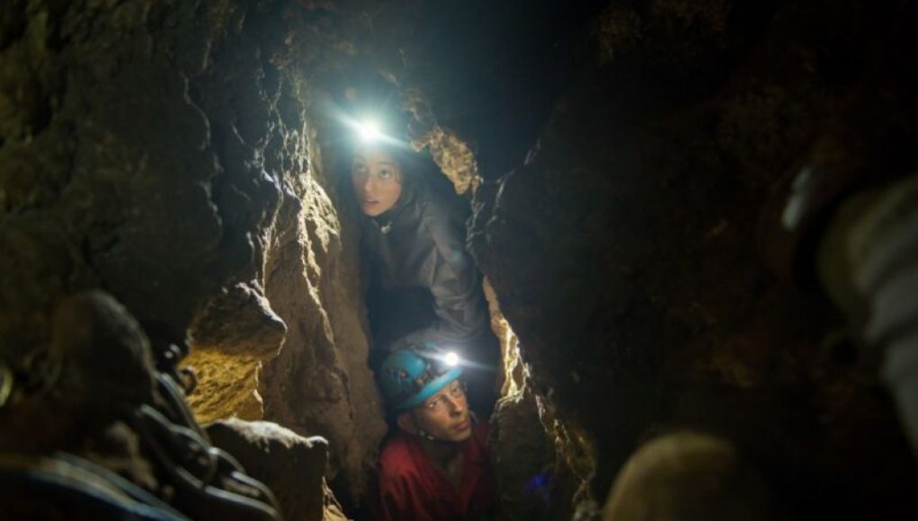Homo Naledi Buried Their Dead Over 100,000 Years Before Humans, Study Finds