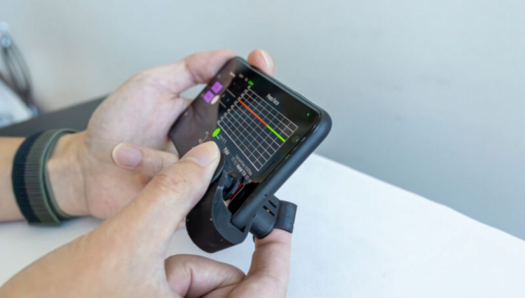 “Revolutionary Smartphone Attachment Allows for Affordable Blood Pressure Monitoring at Home”