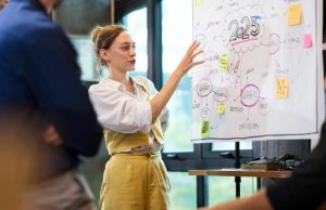 Gartner Survey Reveals AI and Analytics as Crucial for Corporate Success Gartner Survey Reveals AI and Analytics as Crucial for Corporate Success