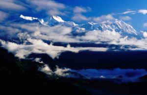 Himalayas face potential reshaping as massive peaks crumble Himalayas face potential reshaping as massive peaks crumble