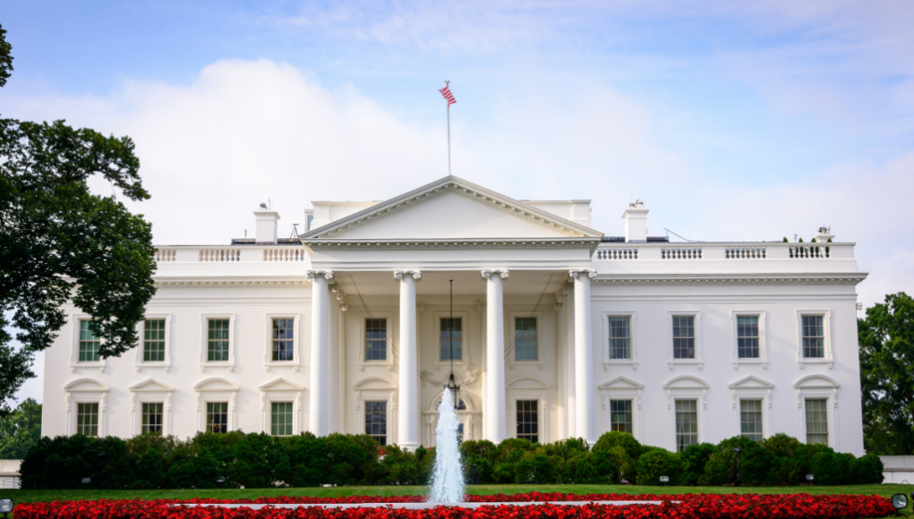 White House Secures AI Firms’ Commitment to Voluntary Safeguards, Shuns Imposing New Regulations