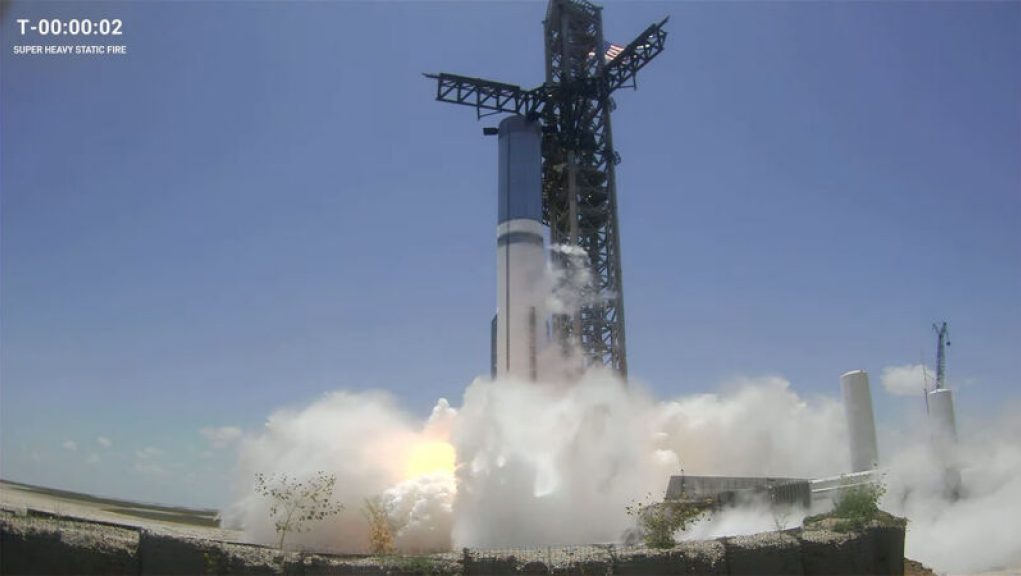 SpaceX Successfully Tests Super Heavy Booster in Major Milestone